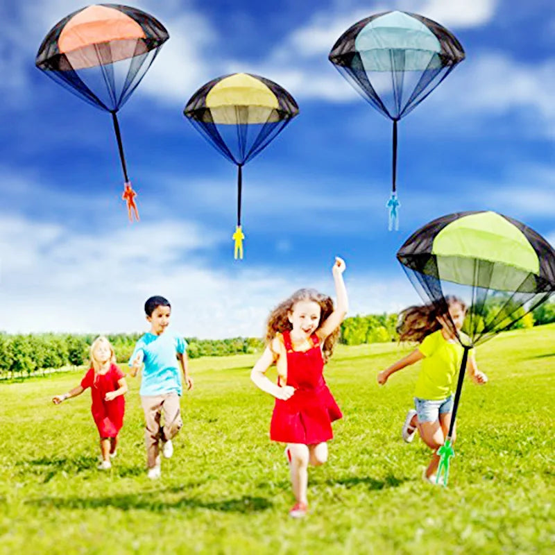 1pcs Hand Throwing Parachute Outdoor Funny Toys Game Play Toys for gift Parachute Sport with Mini Soldier Toys